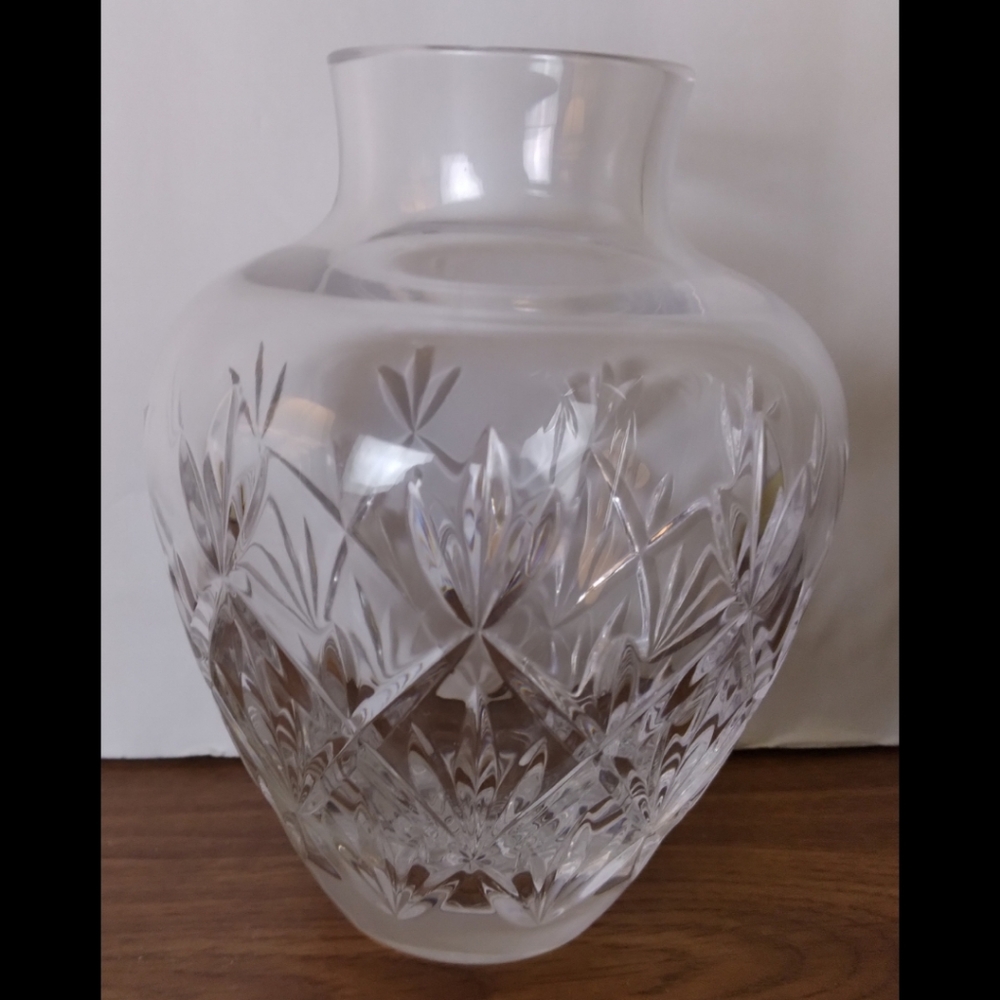 Tiffany & Co Crystal Sybil Vintage Vase 6" Signed